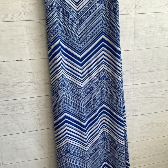 Glamour Blue Striped Pattern Maxi Dress | SIZE 10P - Picture 4 of 8